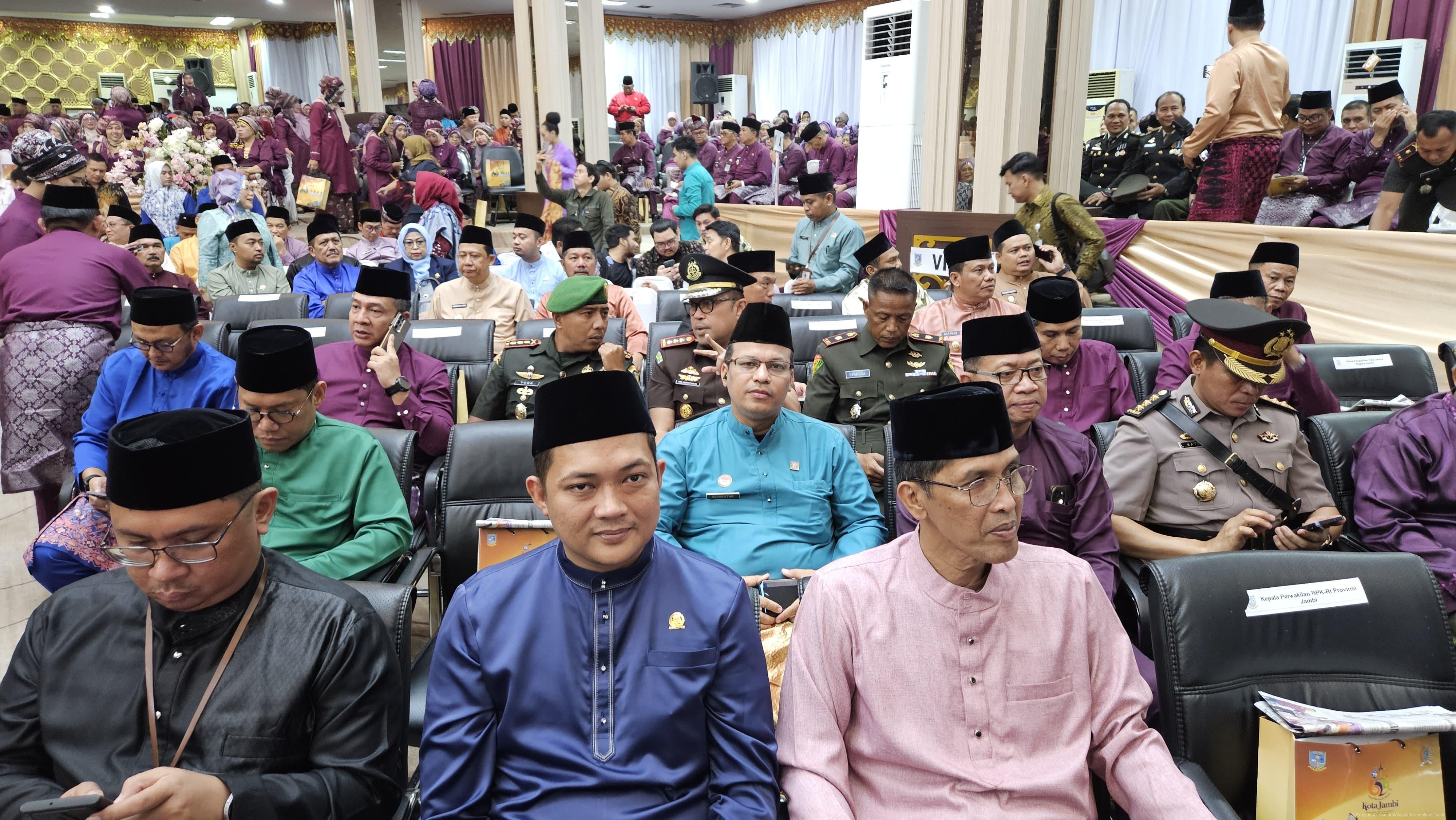 RAPAT_PARIPURNA_DPRD_KOTA_JAMBI_2025_4.jpeg